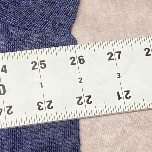 Catherines 2X Plus Size Blue Tunic Long Sleeve Top With Floral Accents - Picture 8 of 9